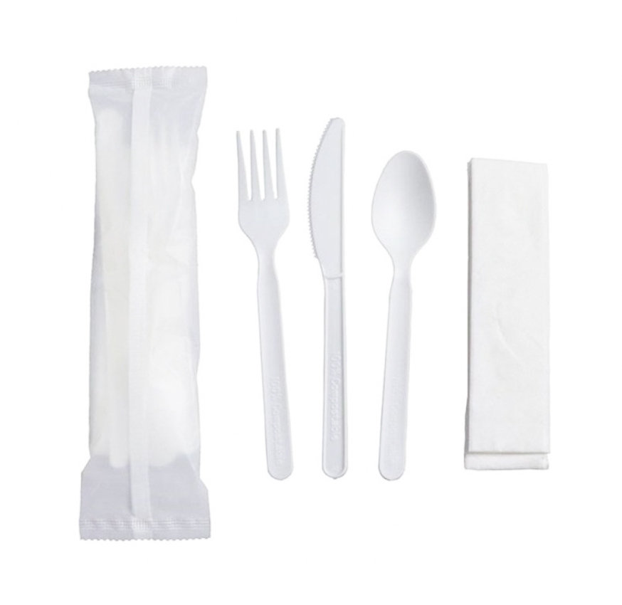 Set de tacamuri  BIO CPLA  Lingura + Furculita + Cutit + Servetel - 100 buc/set